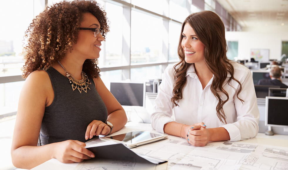 Rencontrez votre « village » : comment les femmes leaders se soutiennent et grandissent ensemble